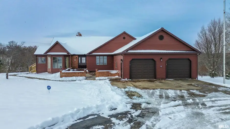 15972 N Ridge Road, Lewistown, IL 61542 - Image #2