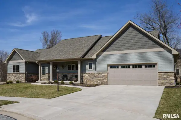 2213 W Earl Court, Peoria, IL 61615