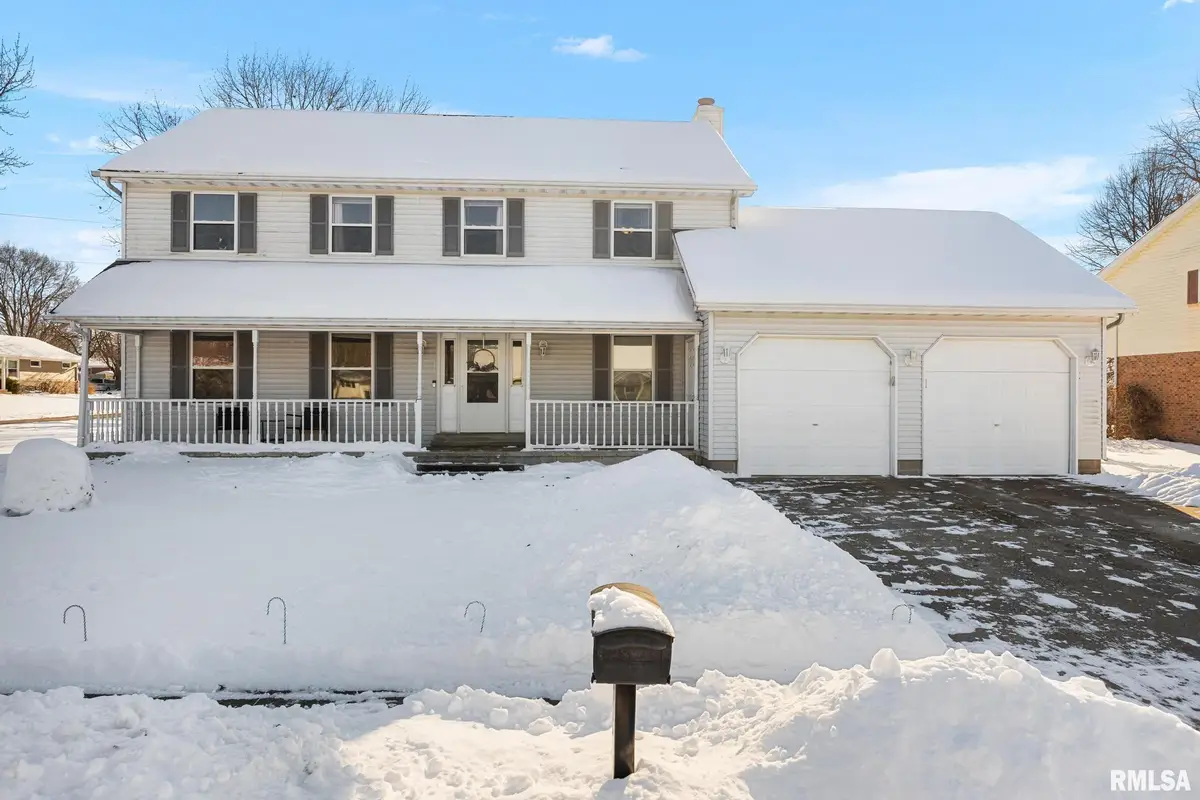 400 W Madison Street, Tremont, IL 61568 - Image #1