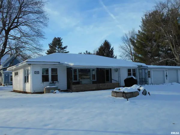 240 S Monmouth Street, Good Hope, IL 61438