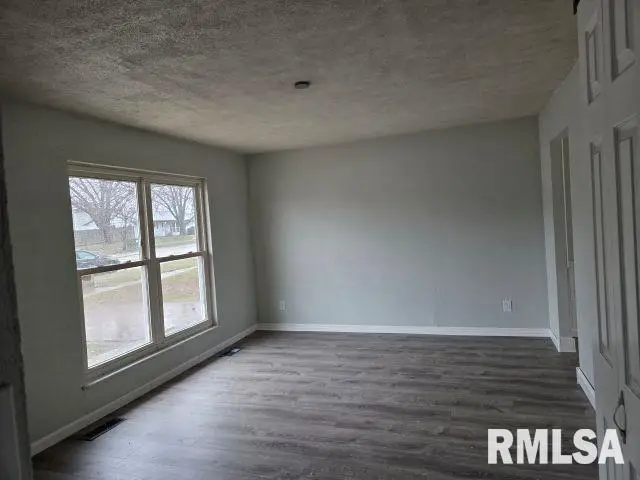 5820 N Frostwood Parkway, Peoria, IL 61615 - Image #2