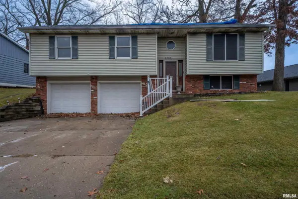 2738 W Millbrook Court, Peoria, IL 61615