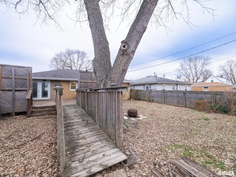 1010 Black Street, Pekin, IL 61554 - Image #3