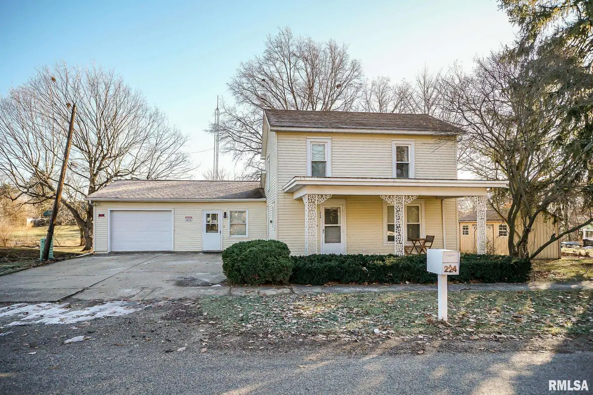 224 S Henderson Street, Toulon, IL 61483 - Image #1