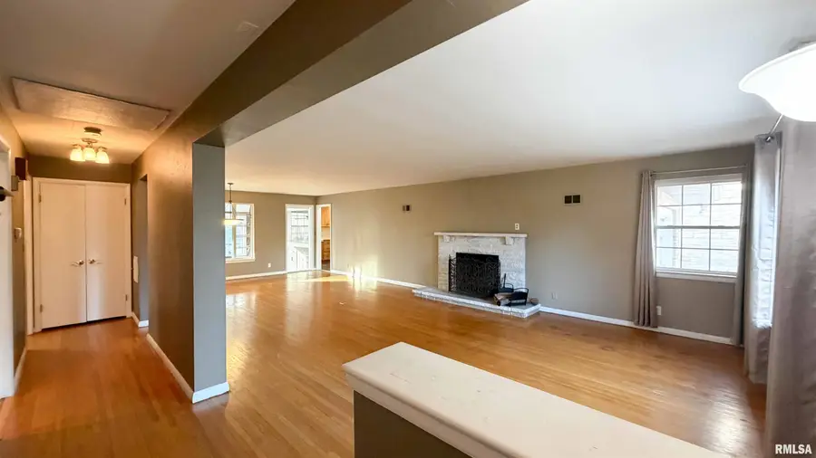 3109 N Bigelow Street, Peoria, IL 61604 - Image #3