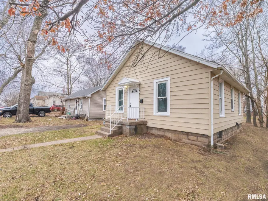 223 Cooper Street, Pekin, IL 61554 - Image #3