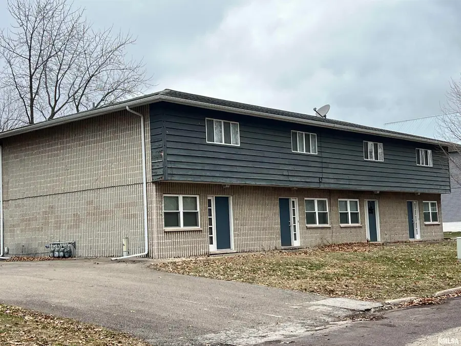 111 Pin Oak Drive, Pekin, IL 61554 - Image #2