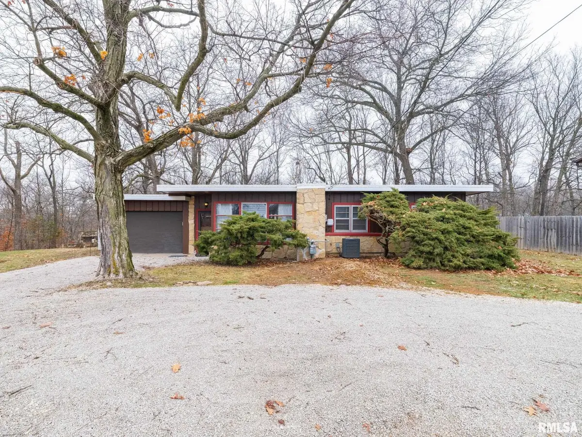 717 W Brow Court, Peoria, IL 61615 - Image #1