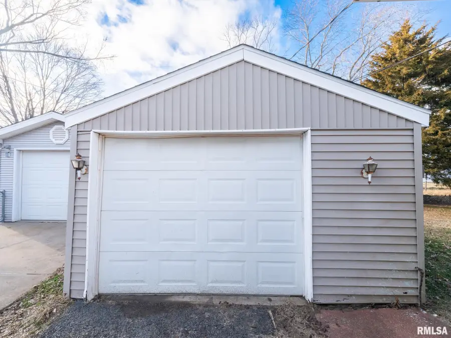 1419 Earl Street, Pekin, IL 61554 - Image #3