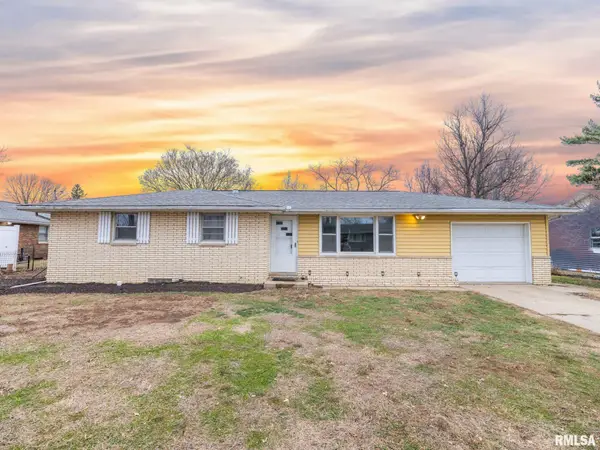 112 Caroline Street, Morton, IL 61550