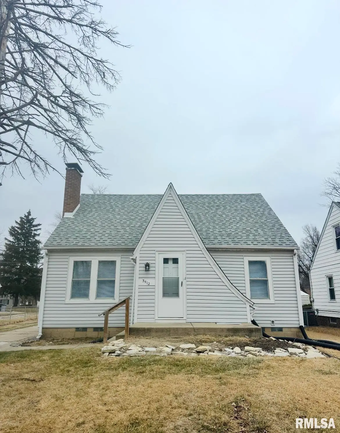 3412 N Gale Avenue, Peoria, IL 61604 - Image #1