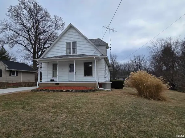 301 E Summit Street, Macomb, IL 61455