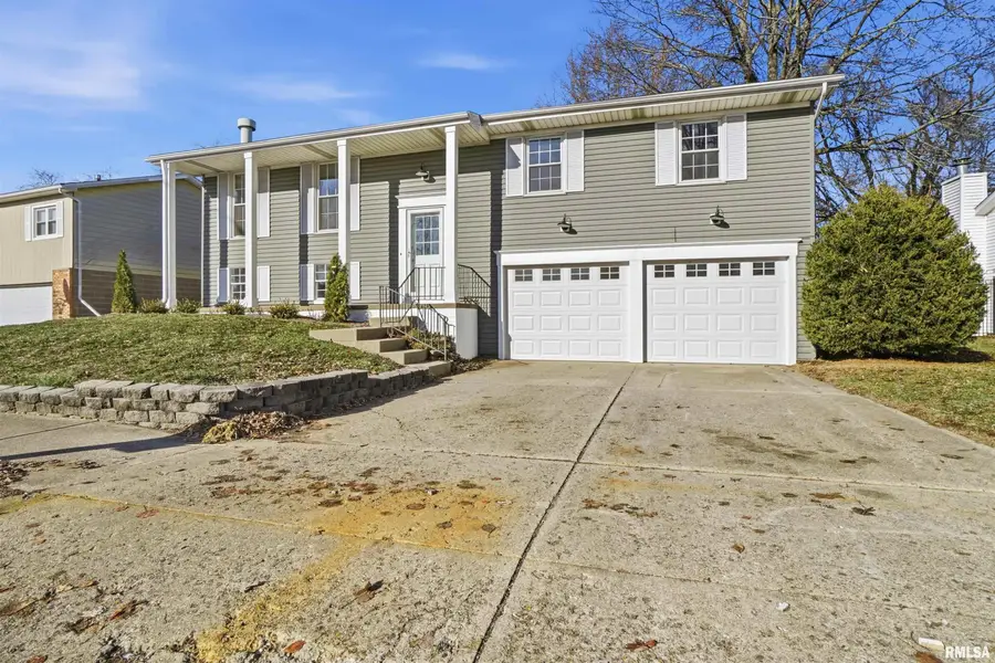 3319 W Brookside Drive, Peoria, IL 61615 - Image #2