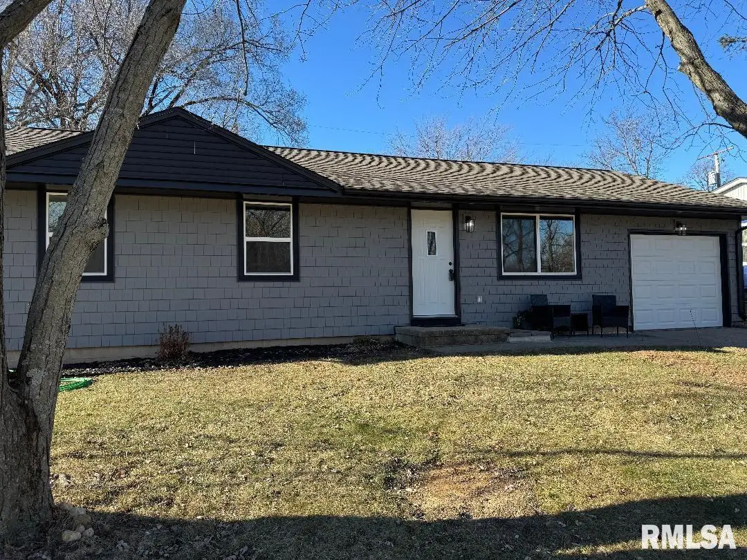 5821 N Graceland Drive, Peoria, IL 61614 - Image #1