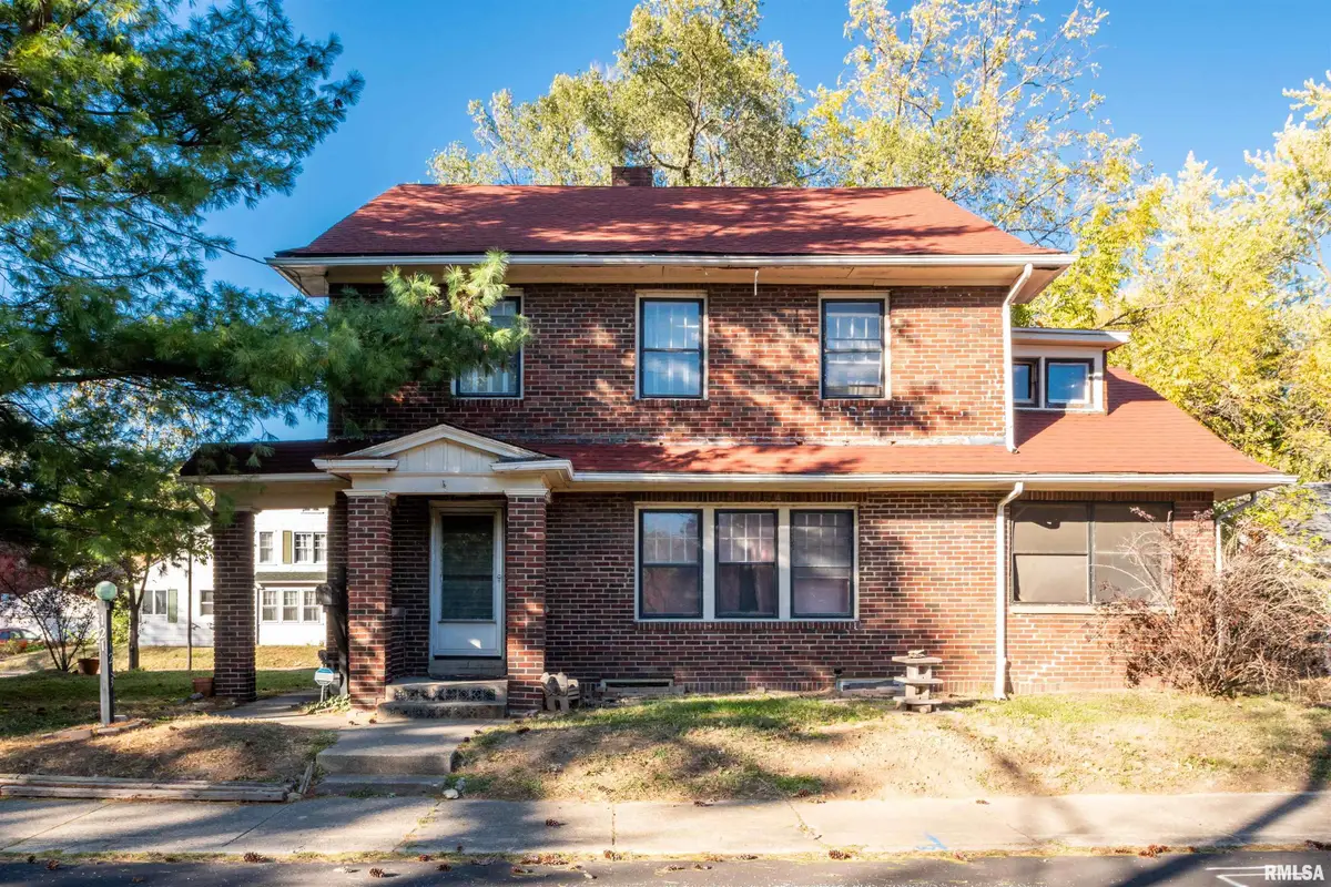 1213 W Armstrong Avenue, Peoria, IL 61606 - Image #1