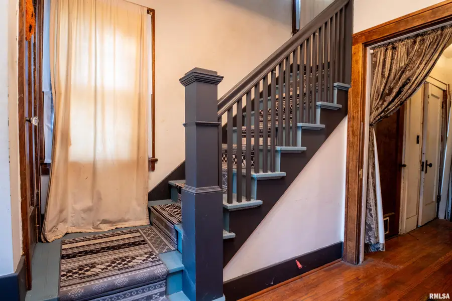 1213 W Armstrong Avenue, Peoria, IL 61606 - Image #3