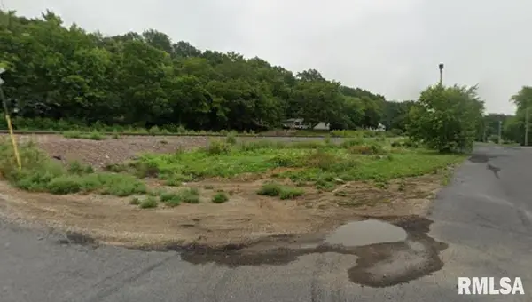 10019 W Powder Mill Road, Edwards, IL 61528