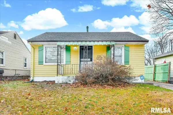 2304 W Proctor Street, Peoria, IL 61605