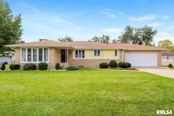 970 E Madison Street, Morton, IL 61550