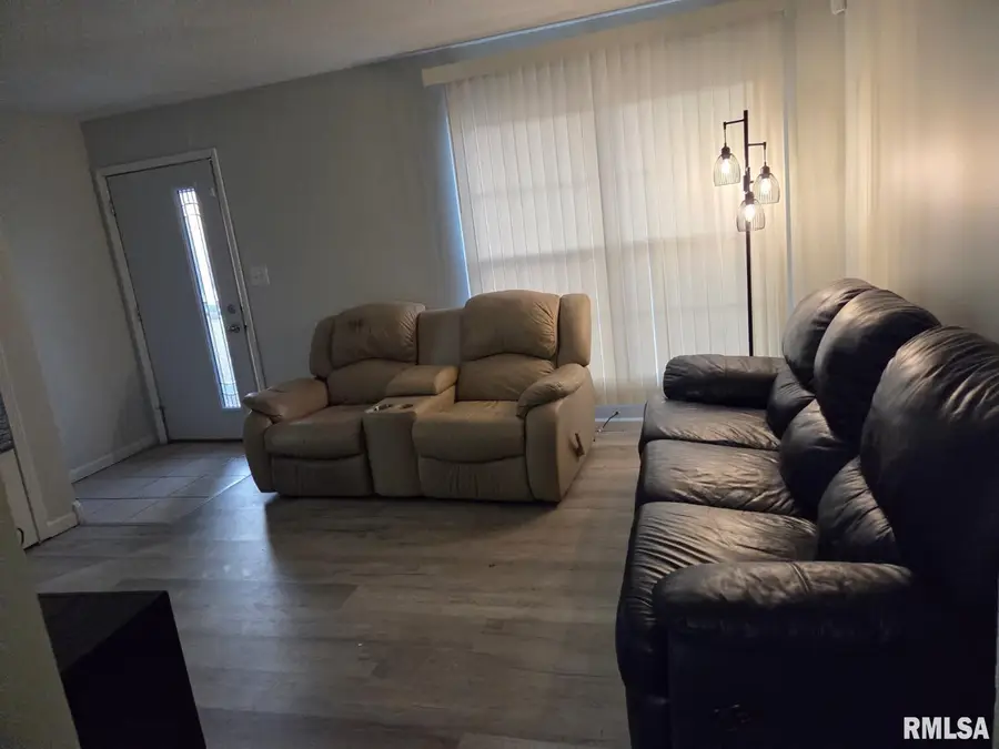 5720 N Frostwood Parkway, Peoria, IL 61615 - Image #3