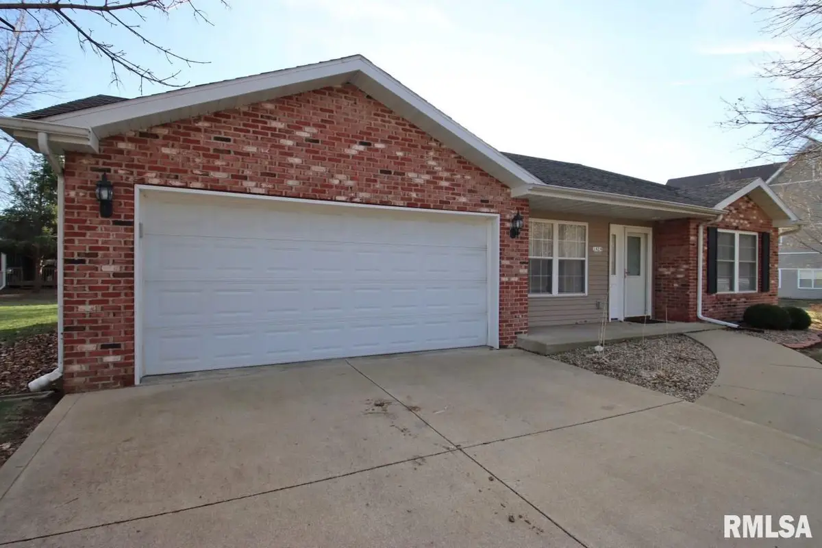 1424 Fairview Court, Pekin, IL 61554 - Image #1
