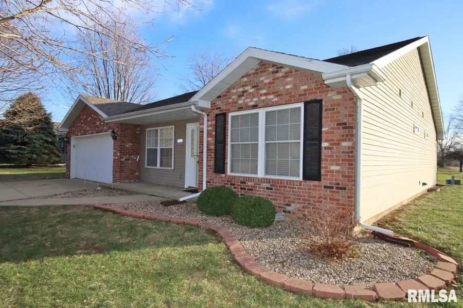 1424 Fairview Court, Pekin, IL 61554 - Image #2