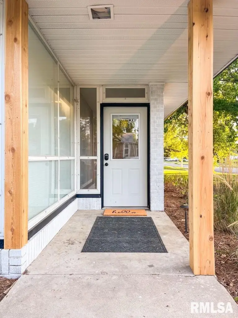 107 W Ann Street, Roanoke, IL 61561 - Image #3