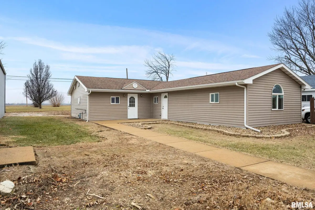 806 N Galena Avenue, Wyoming, IL 61491 - Image #1