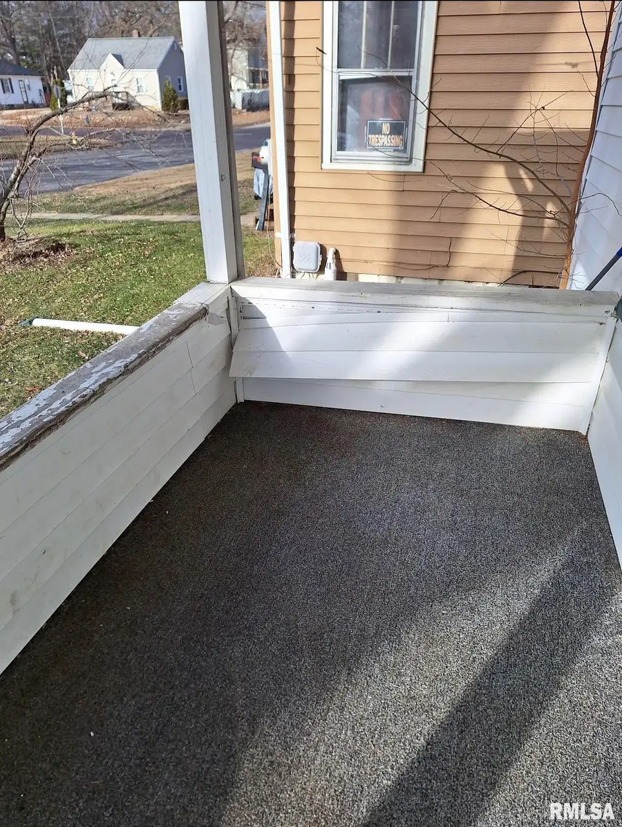 2610 N Peoria Avenue, Peoria, IL 61603 - Image #2