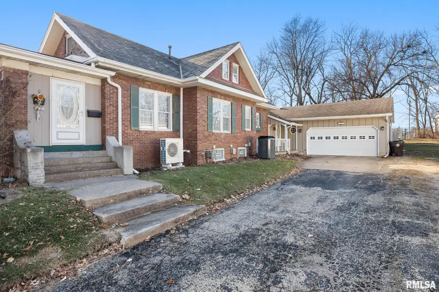 706 N Main Street, Washington, IL 61571 - Image #3