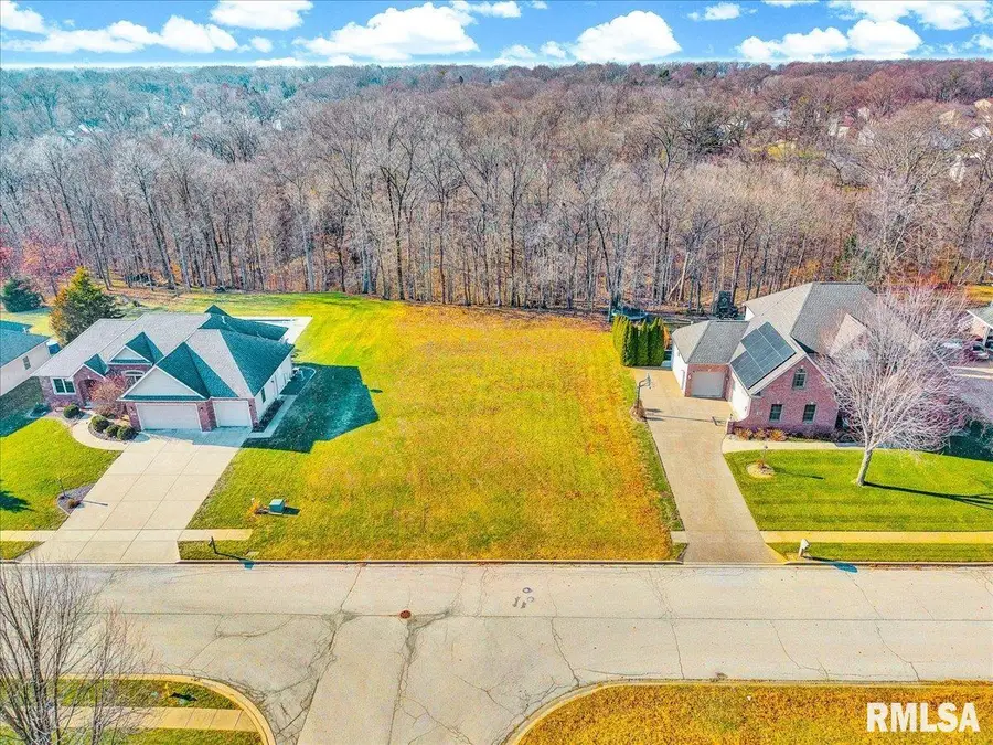 112 Oakridge Court, East Peoria, IL 61611 - Image #3