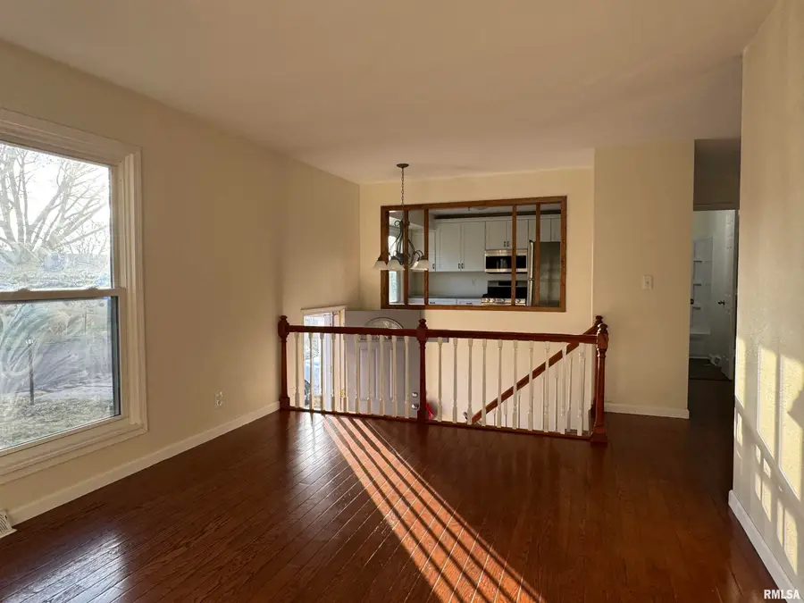 1514 Sunset Drive, Washington, IL 61571 - Image #3