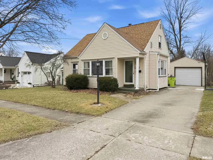 215 Court Drive, Washington, IL 61571 - Image #2