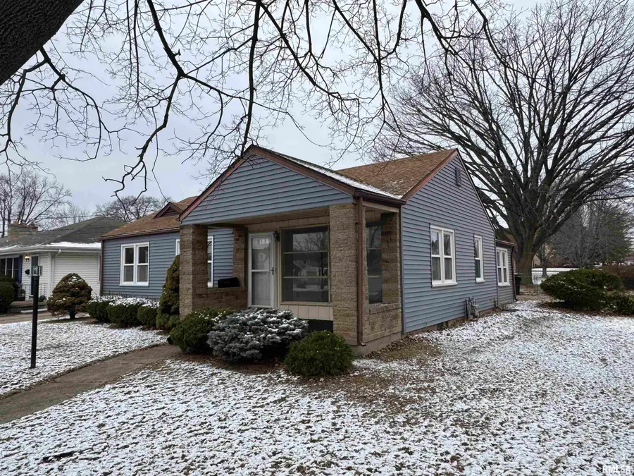 901 W Forrest Hill Avenue, Peoria, IL 61604 - Image #2