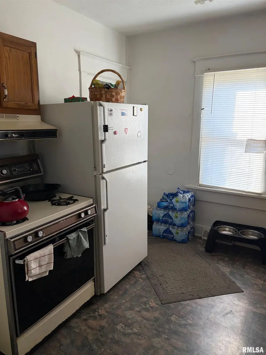 2005 N Gale Avenue, Peoria, IL 61604 - Image #3