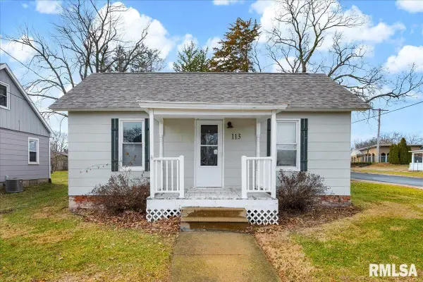 113 N Green Street, Roanoke, IL 61561