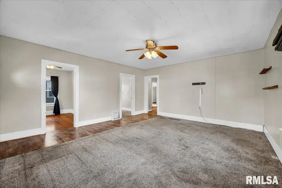 113 N Green Street, Roanoke, IL 61561 - Image #3