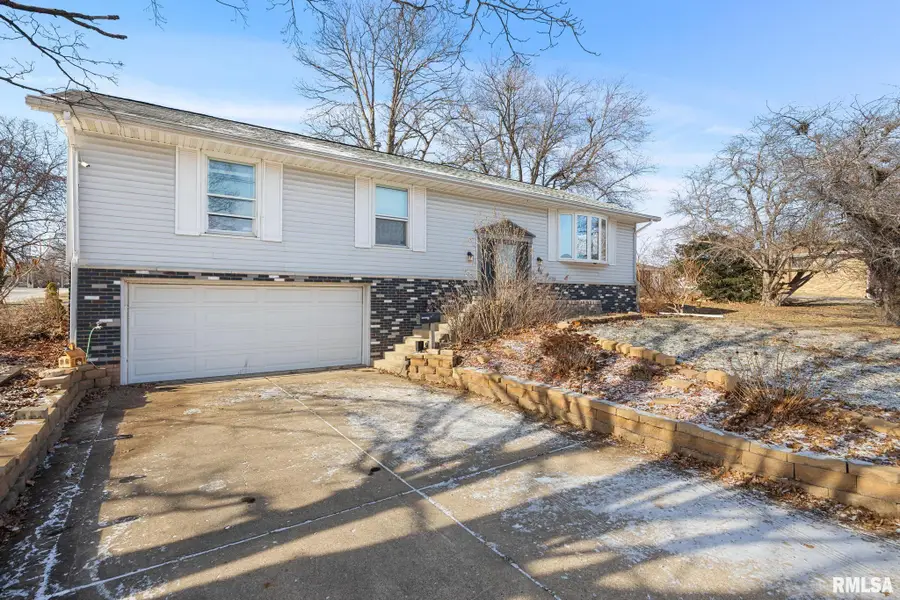 101 N Oregon Avenue, Morton, IL 61550 - Image #2