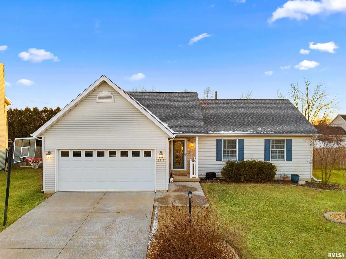 1918 Stoneridge, Washington, IL 61571 - Image #1