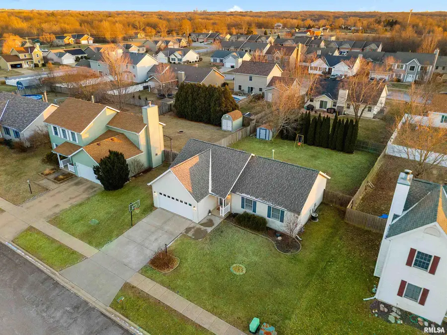 1918 Stoneridge, Washington, IL 61571 - Image #2