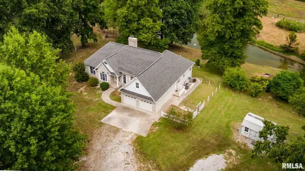 1385 Christian Chapel Road, Anna, IL 62906