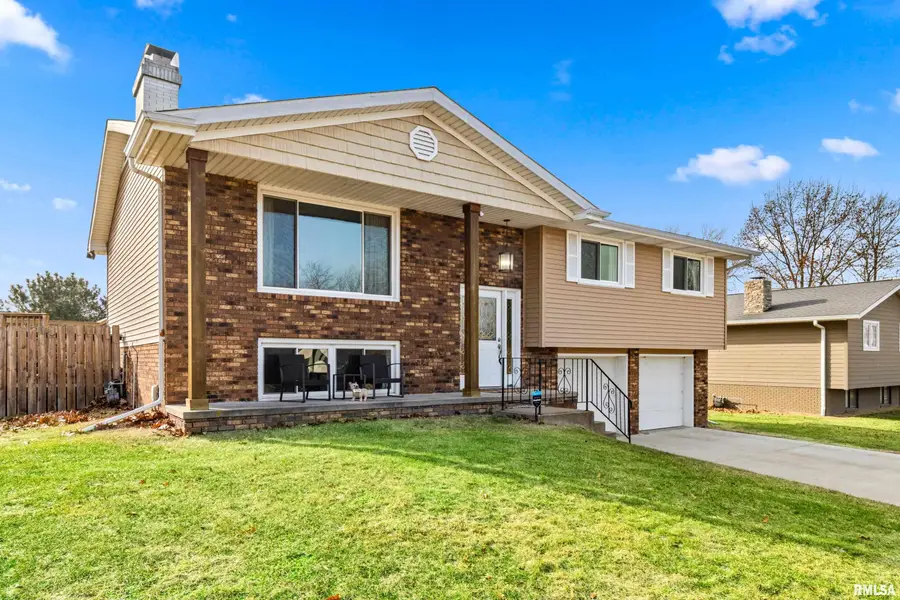 113 Regal Lane, East Peoria, IL 61611 - Image #2