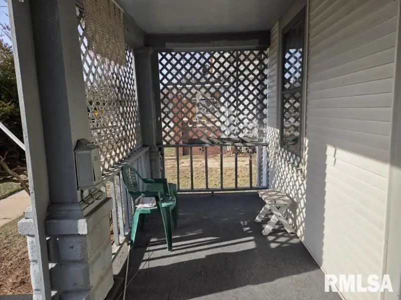 1713 W Smith Street, Peoria, IL 61605 - Image #2