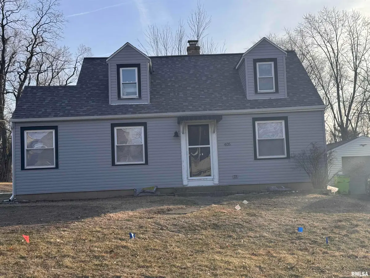 405 N Wood Street, Washington, IL 61571 - Image #1