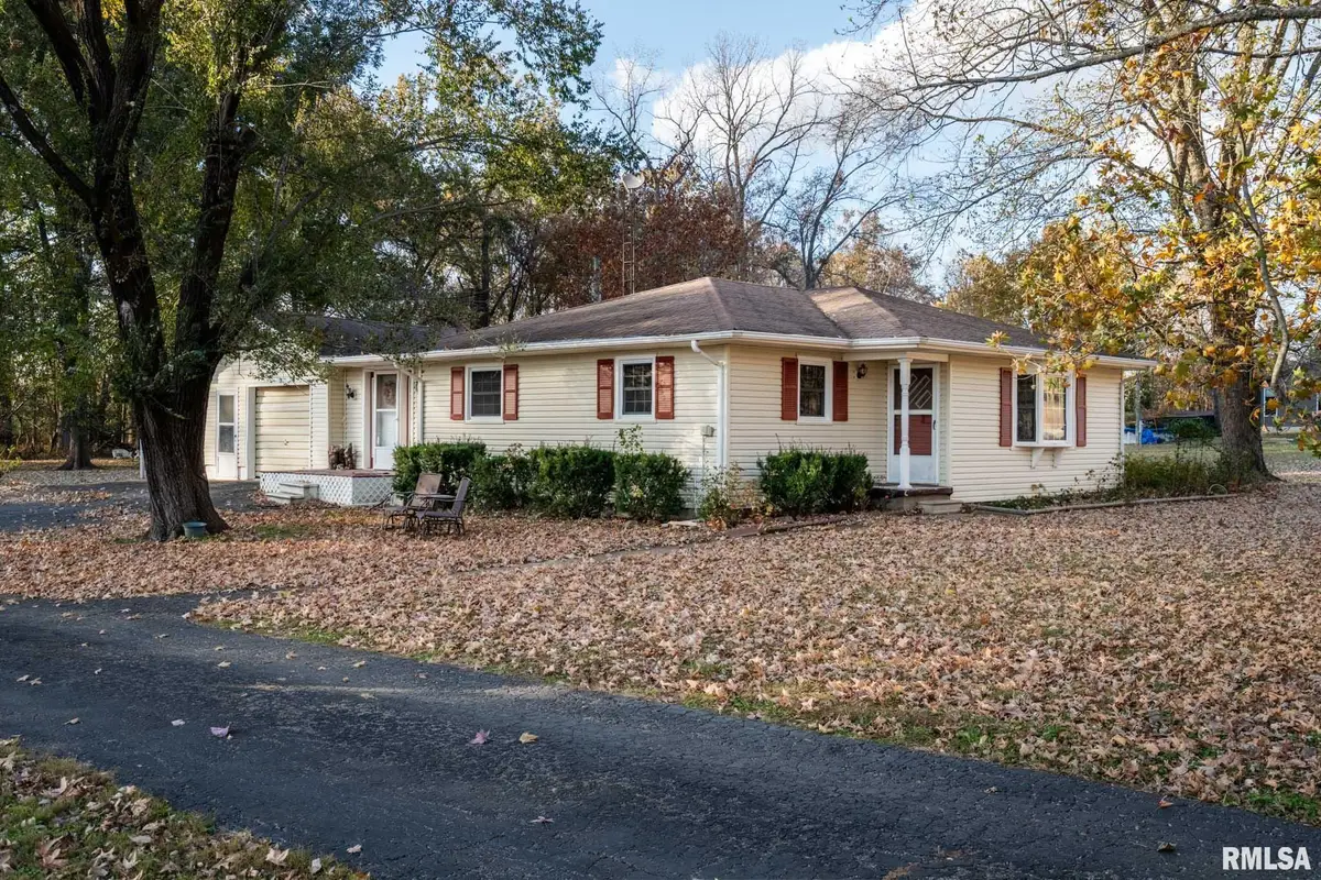 395 N Hankins Road, Harrisburg, IL 62946 - #1