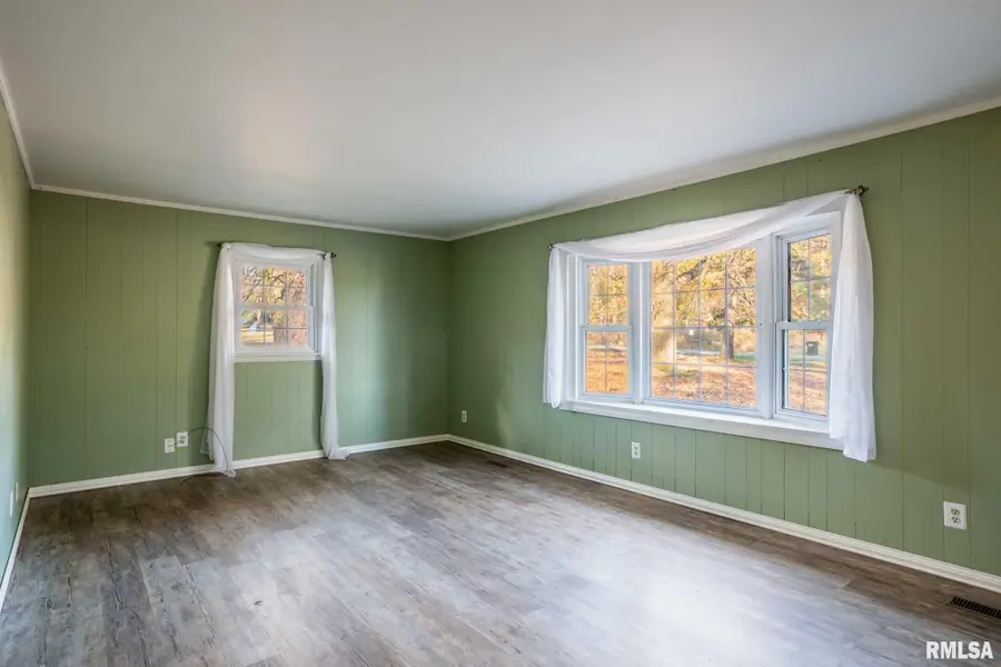 395 N Hankins Road, Harrisburg, IL 62946 - #3