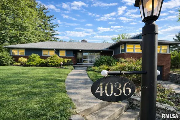 4036 N Brookmont Road, Peoria, IL 61614