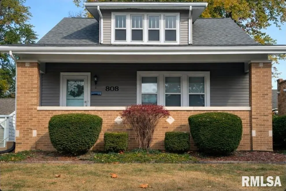 803 W Meadows Place, Peoria, IL 61604 - Image #1