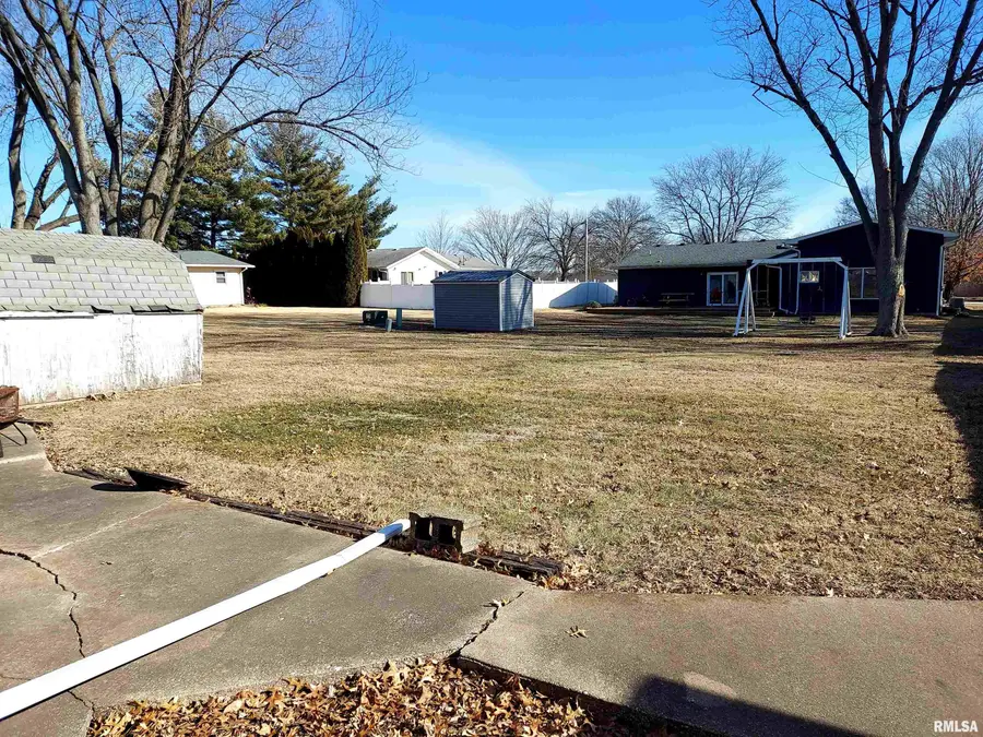 1112 Stacy Lane, Macomb, IL 61455 - Image #3