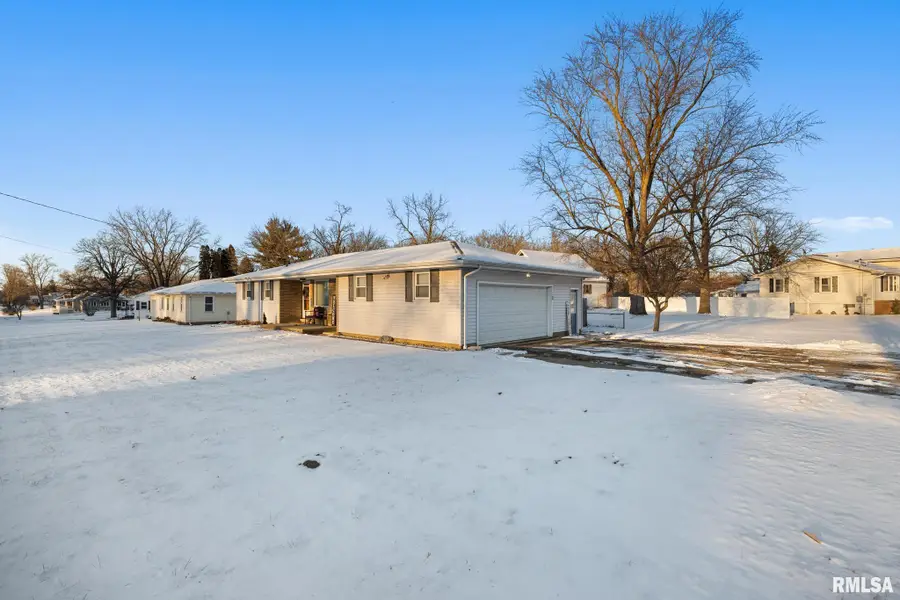 1809 Springfield Road, East Peoria, IL 61611 - Image #2
